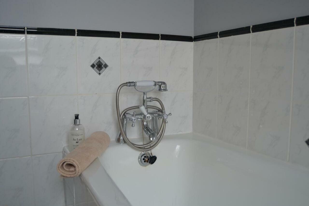Dingle Townhouse Villa Esterno foto